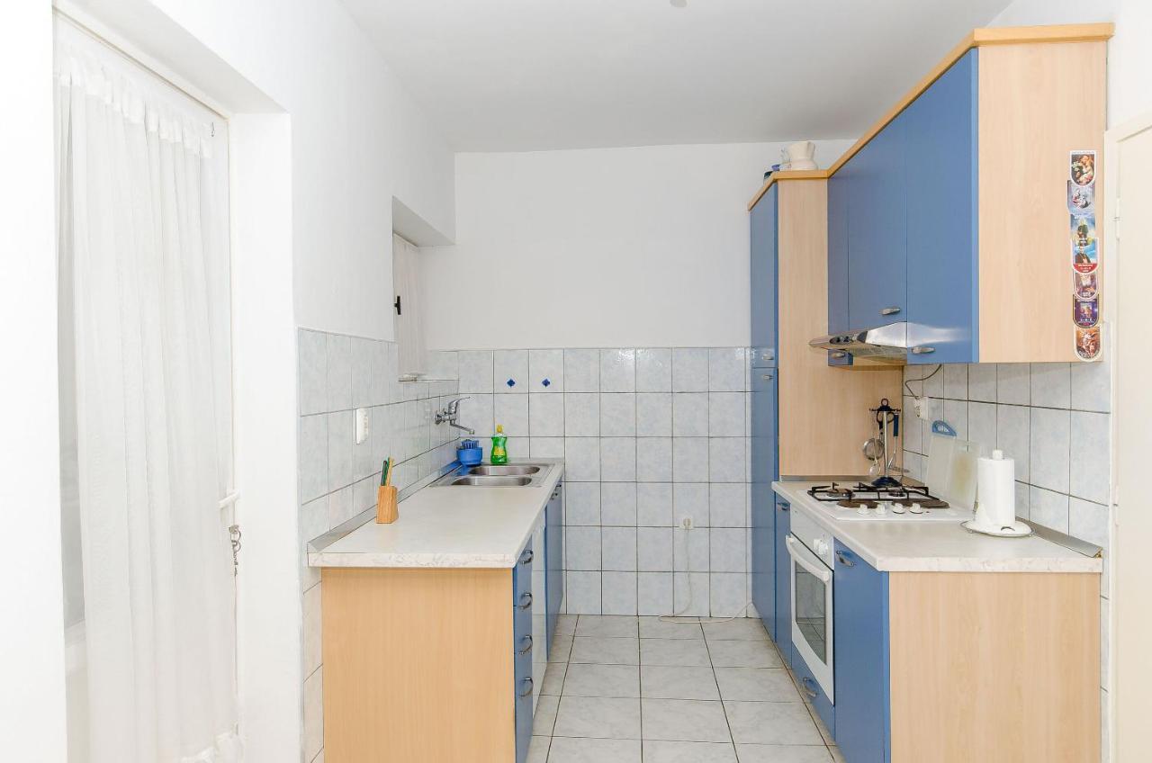 Apartments Kata Supetar Kültér fotó