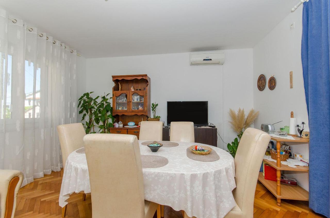 Apartments Kata Supetar Kültér fotó